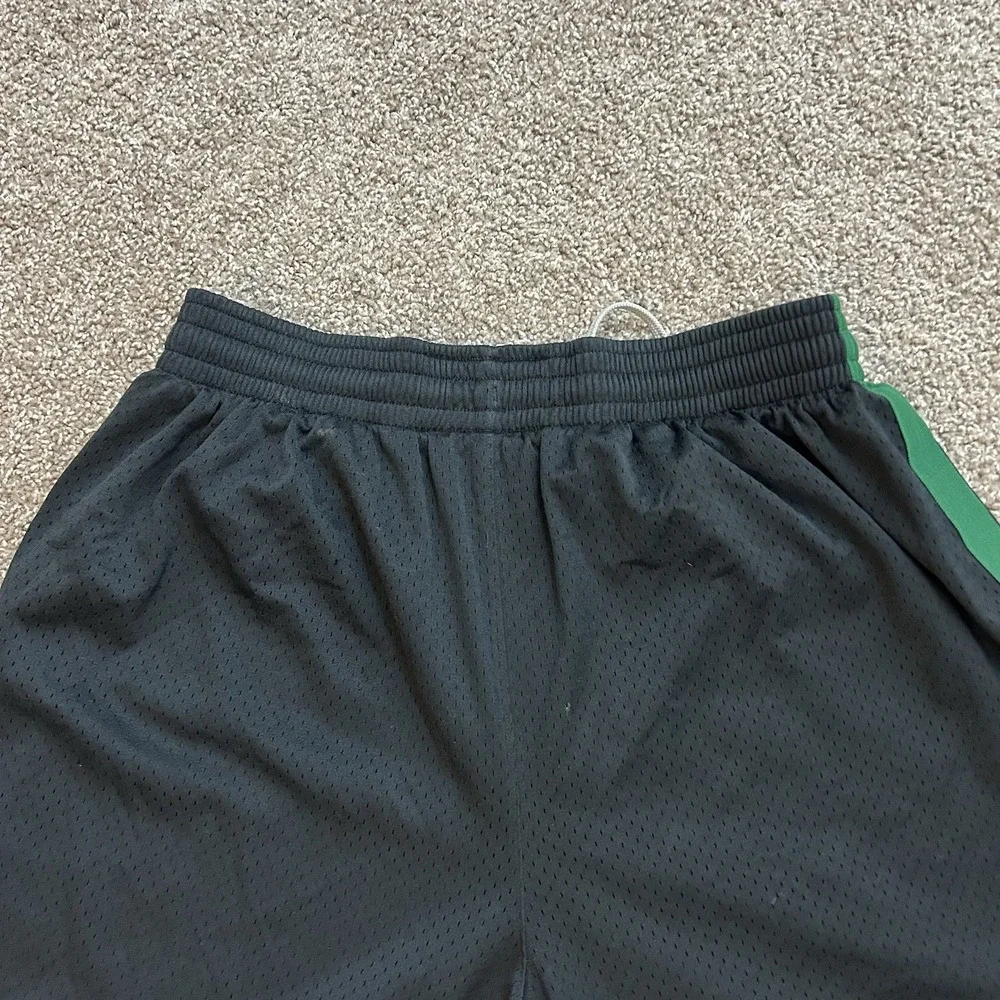 VTG Nike Team Boston Celtics Shorts Men XL Authentic Mesh #46 Black Green NBA 9